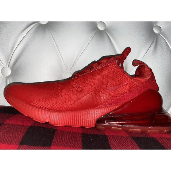 Nike Air Max 270 University Triple Red Men's Size 10 BRAND NEW - Picture 11 of 12